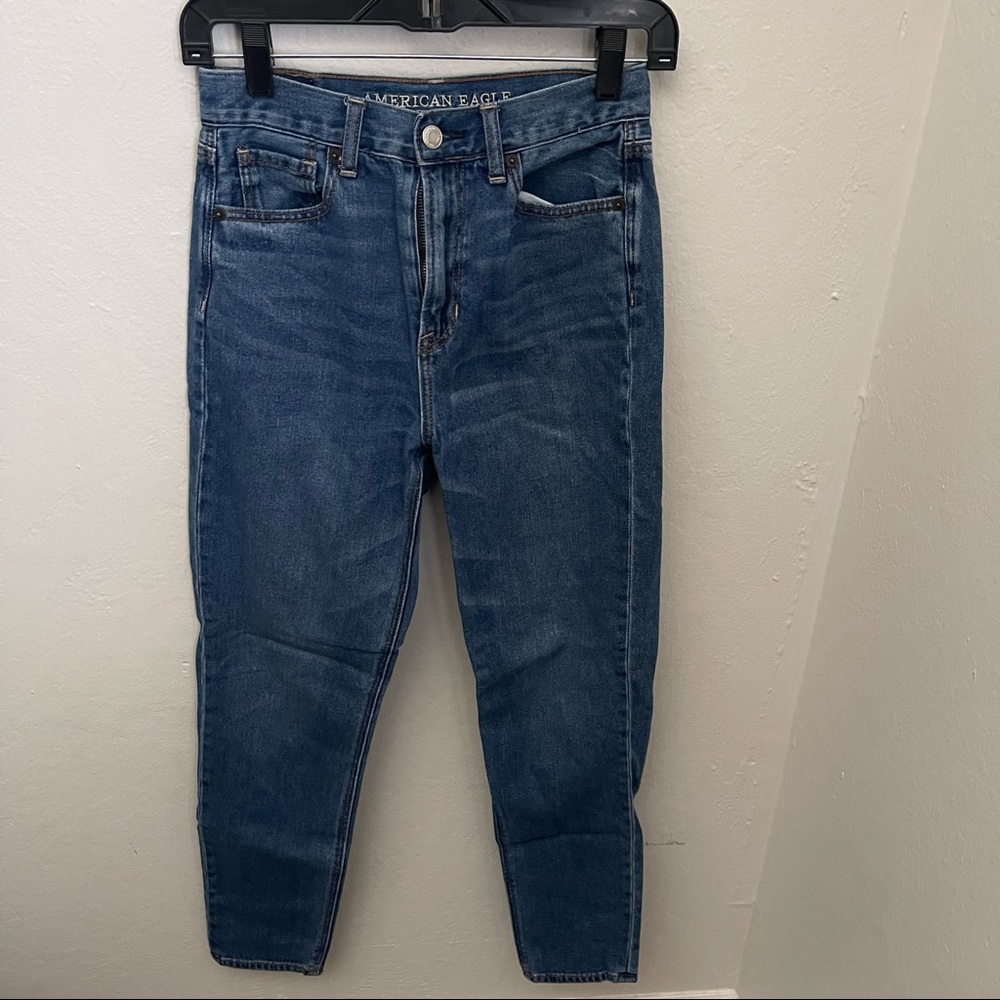 American Eagle Mom Jeans